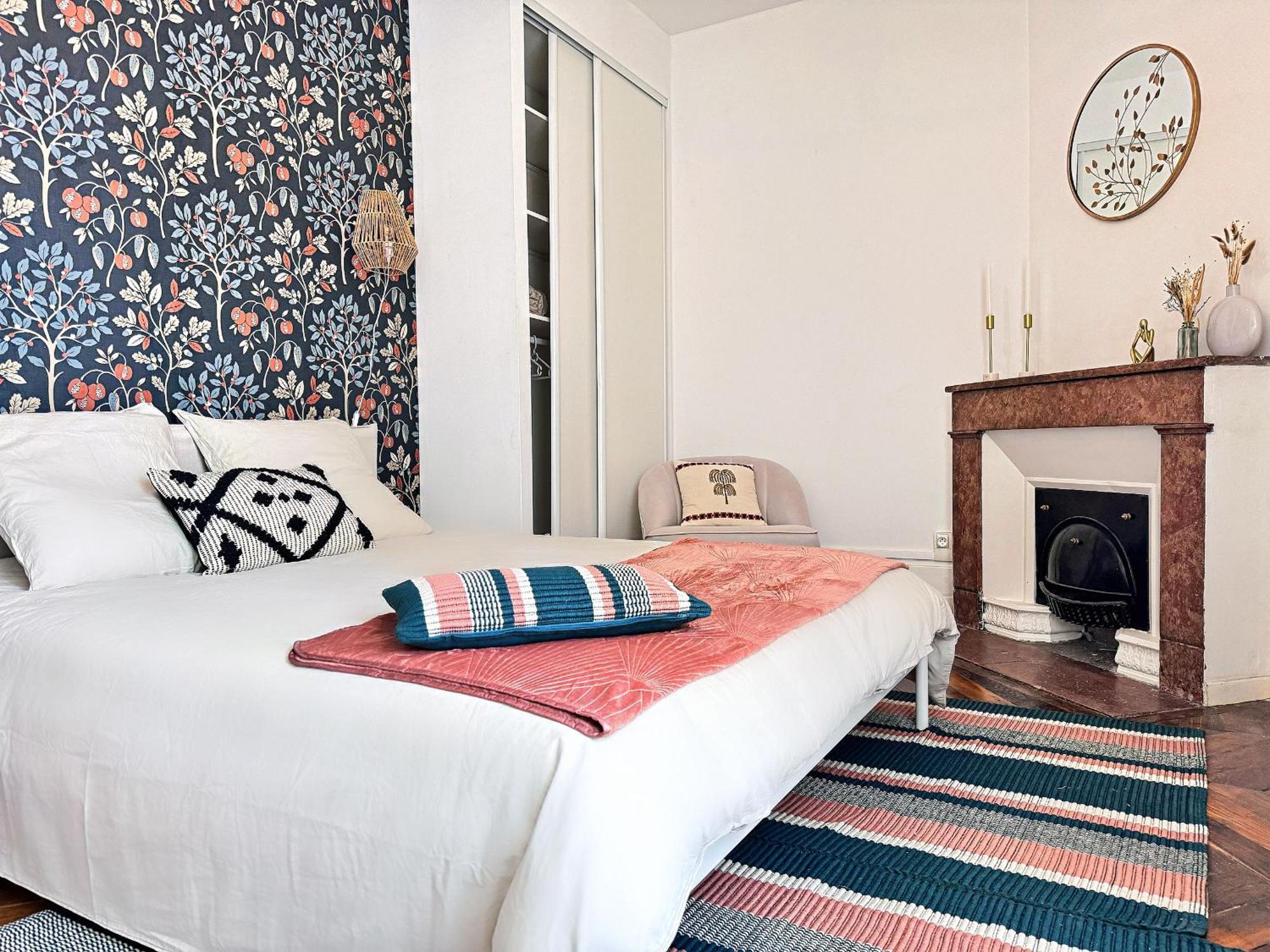 Suite Flamenco Oullins Exterior foto